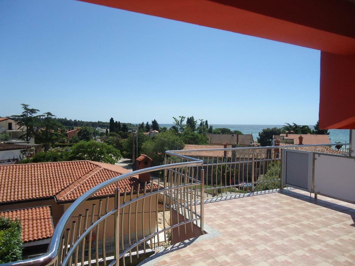 Apartments Branka Замбратия Екстериор снимка